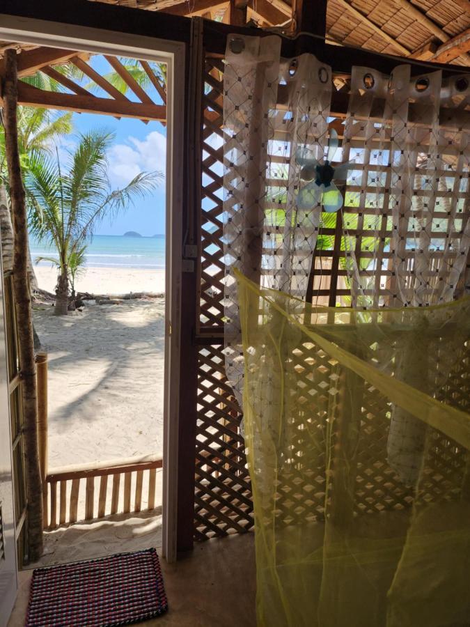 Bice Camp Bucana Beach Эль-Нидо Экстерьер фото