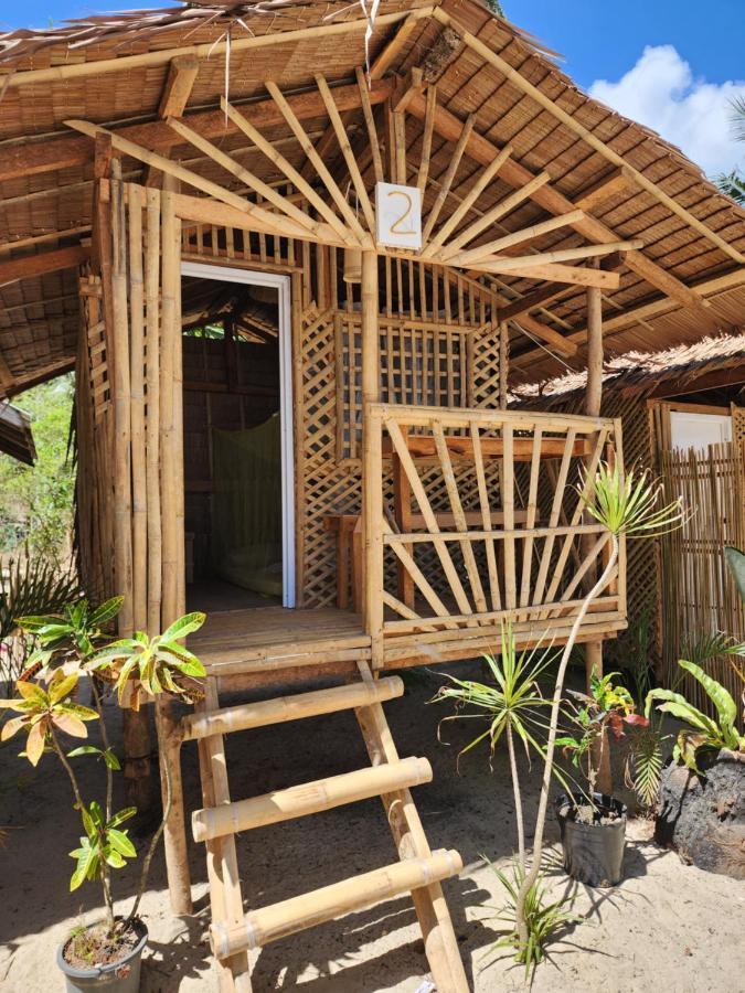 Bice Camp Bucana Beach Эль-Нидо Экстерьер фото