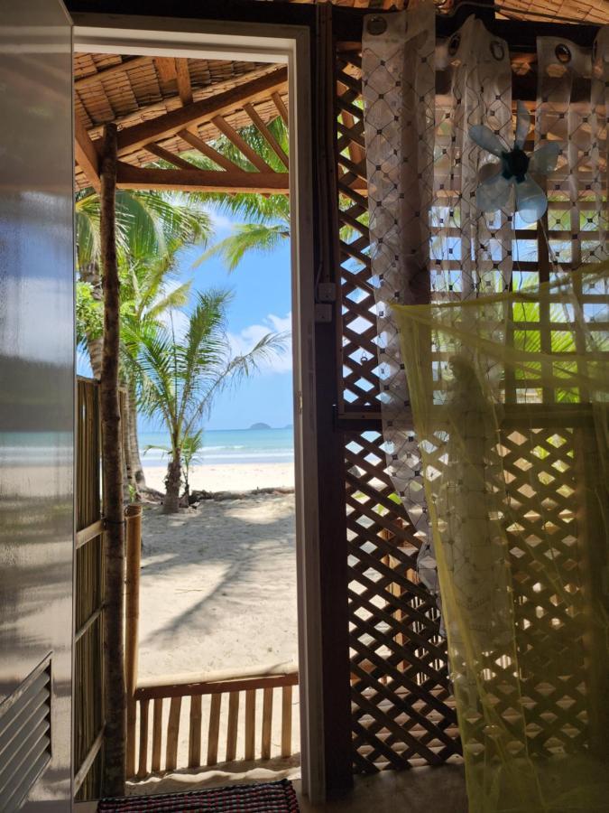 Bice Camp Bucana Beach Эль-Нидо Экстерьер фото