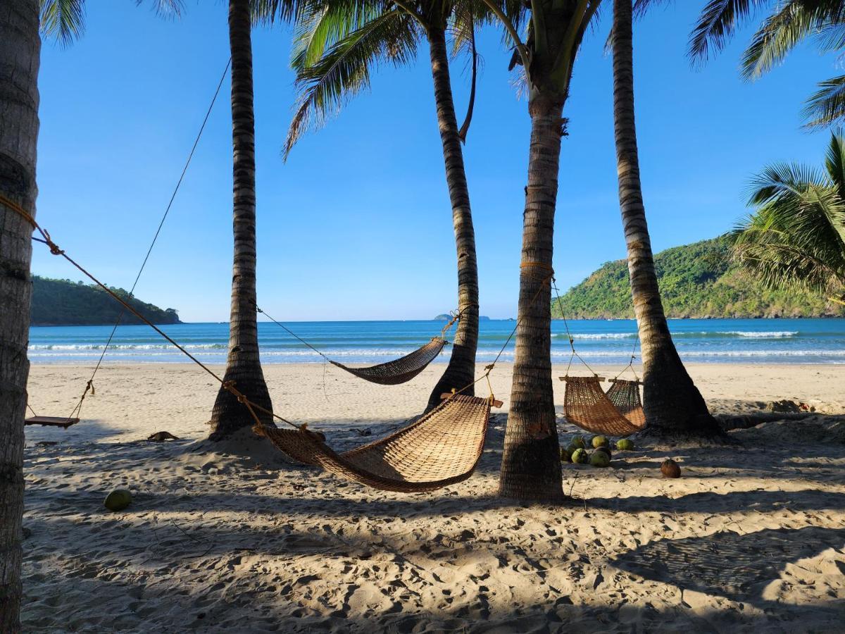 Bice Camp Bucana Beach Эль-Нидо Экстерьер фото