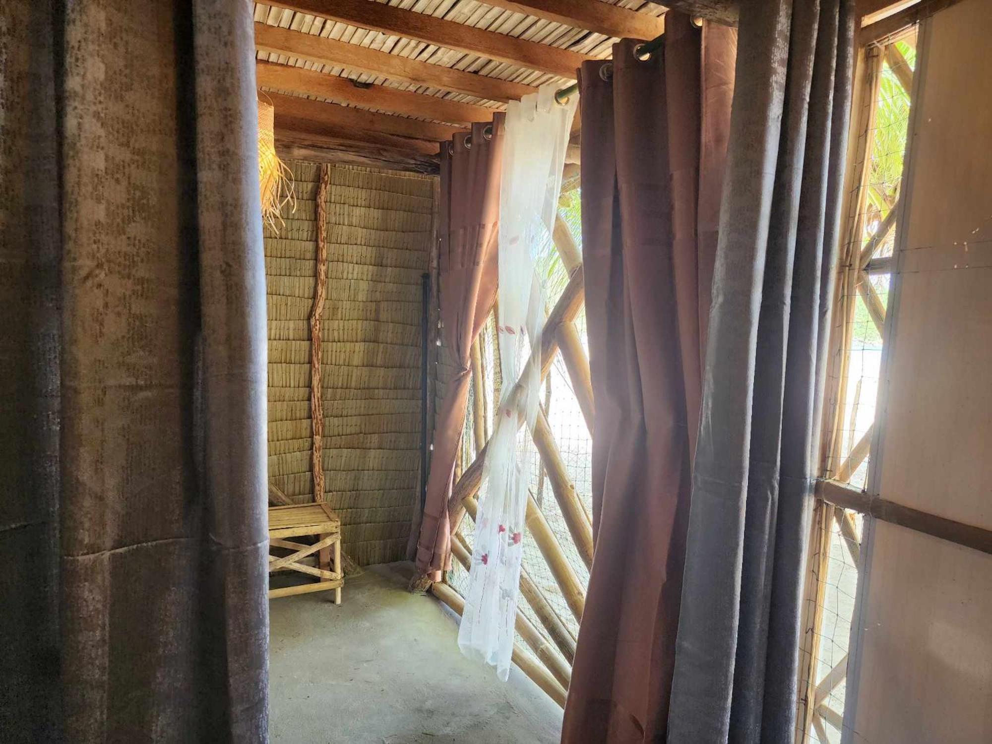 Bice Camp Bucana Beach Эль-Нидо Экстерьер фото