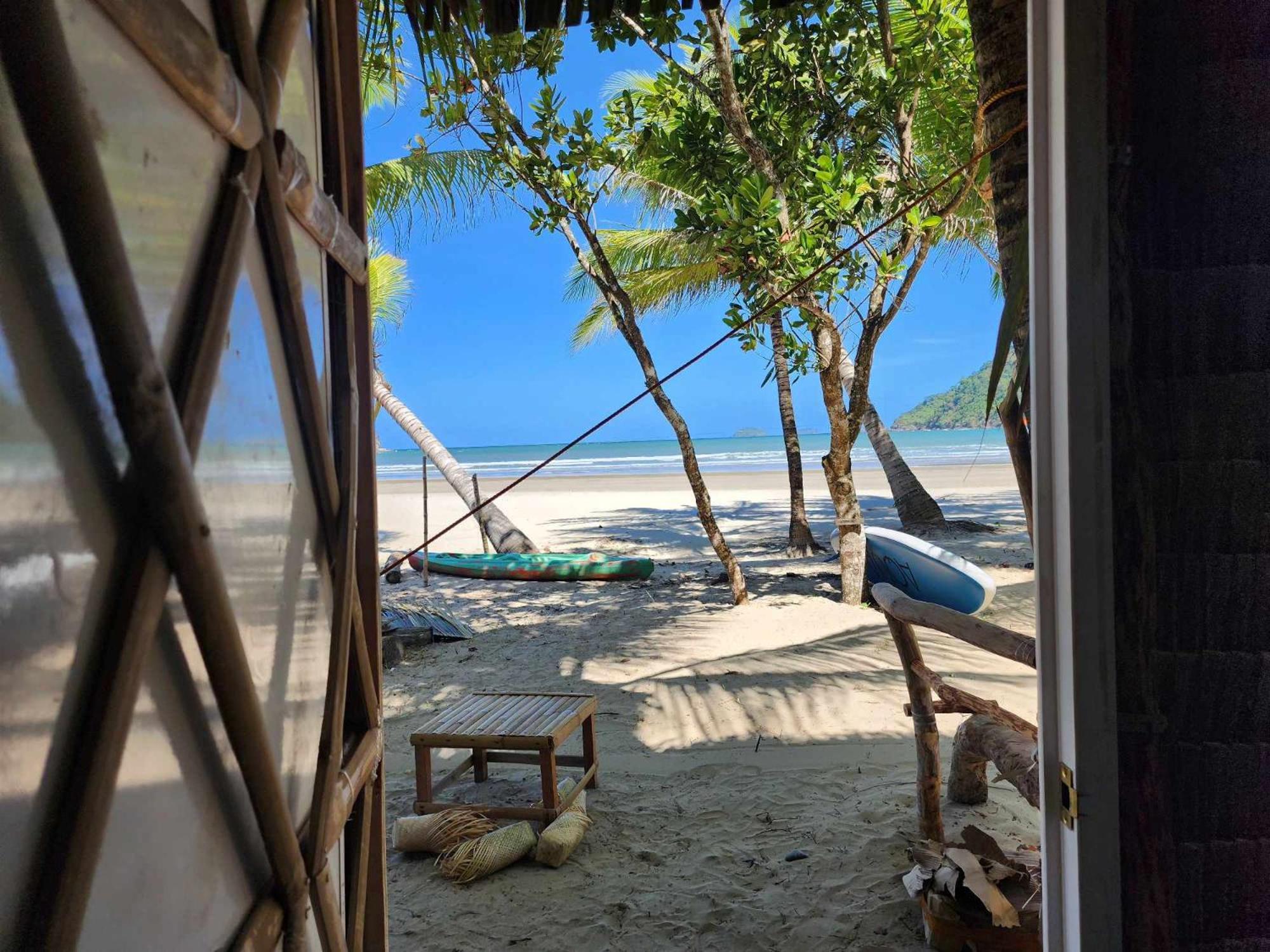 Bice Camp Bucana Beach Эль-Нидо Экстерьер фото